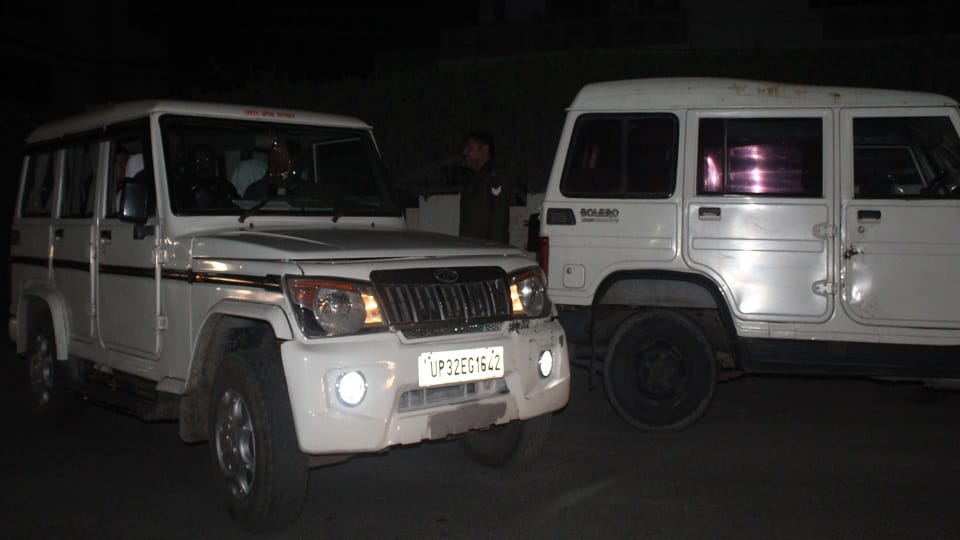 GST team raided the warehouse of a gutkha dealer in Jagner.