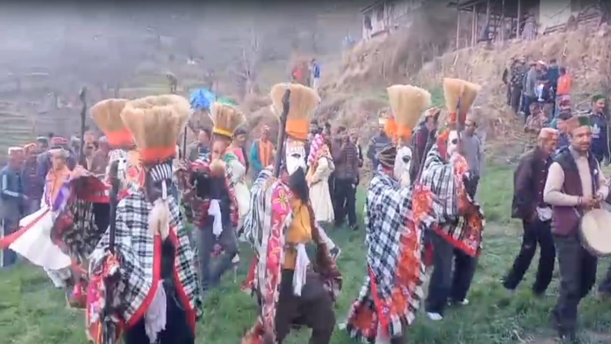 Phagli Festival: Mask dance becomes a tourist attraction in Pehkri of Tirthan Valley, watch video