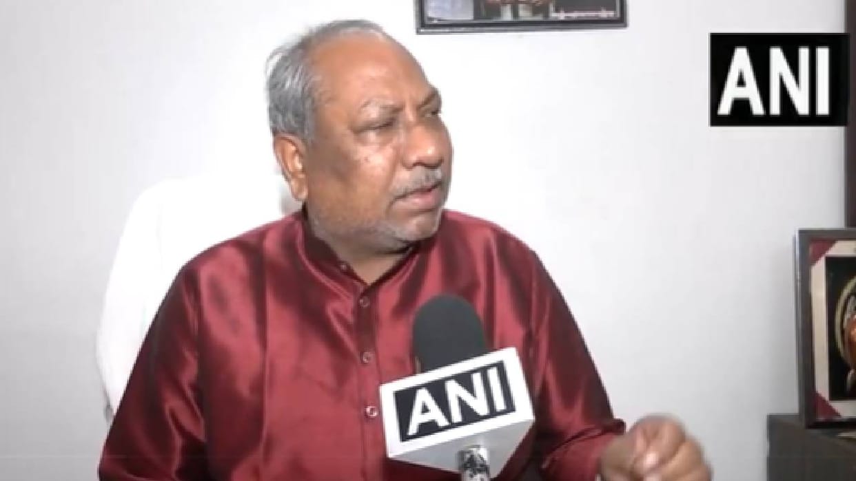 UP: Minister Sanjay Nishad took a dig at Akhilesh, saying – what can be said about the leaders who are out of