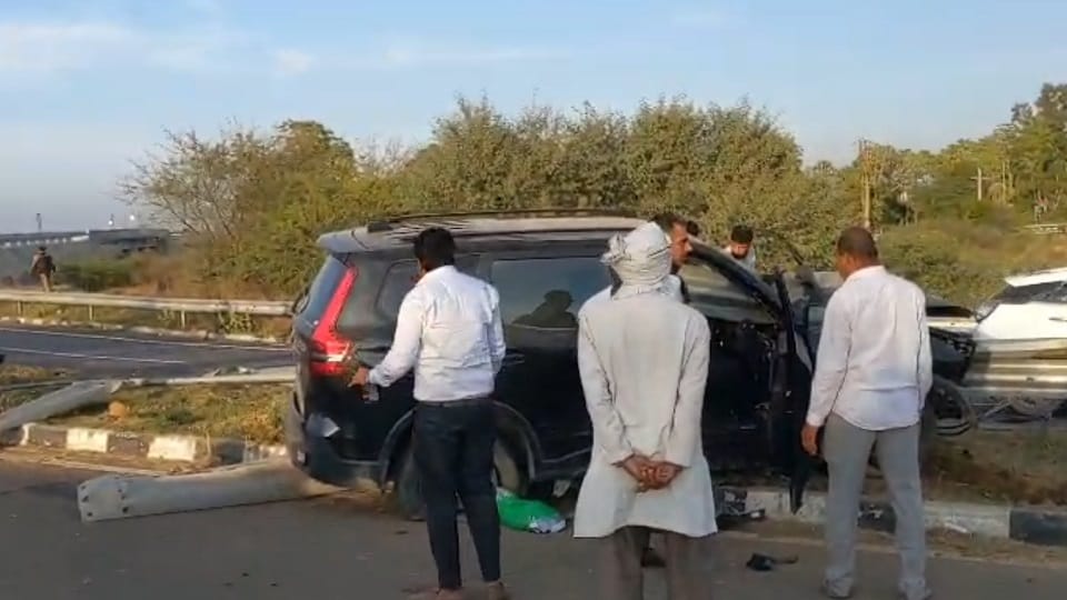 Man died in road accident at Narnaul