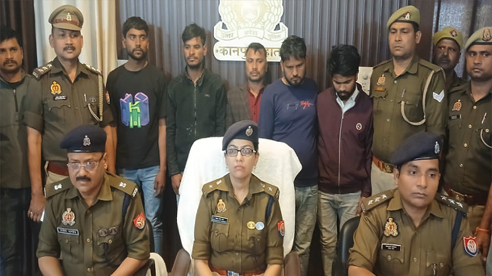 UP: Five arrested, including the gang leader who stole money by tampering with ATMs