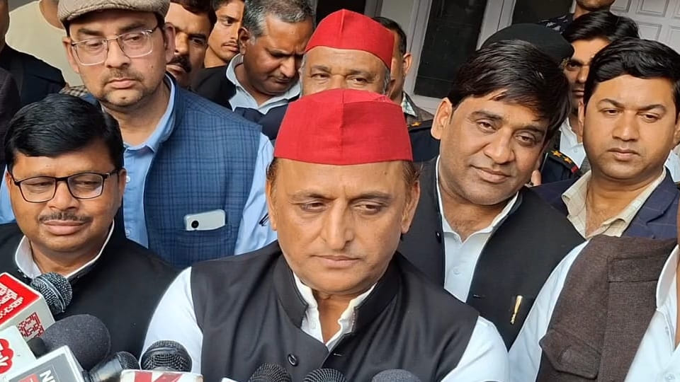 UP: SP chief takes aim, says BJP and Election Commission are in cahoots