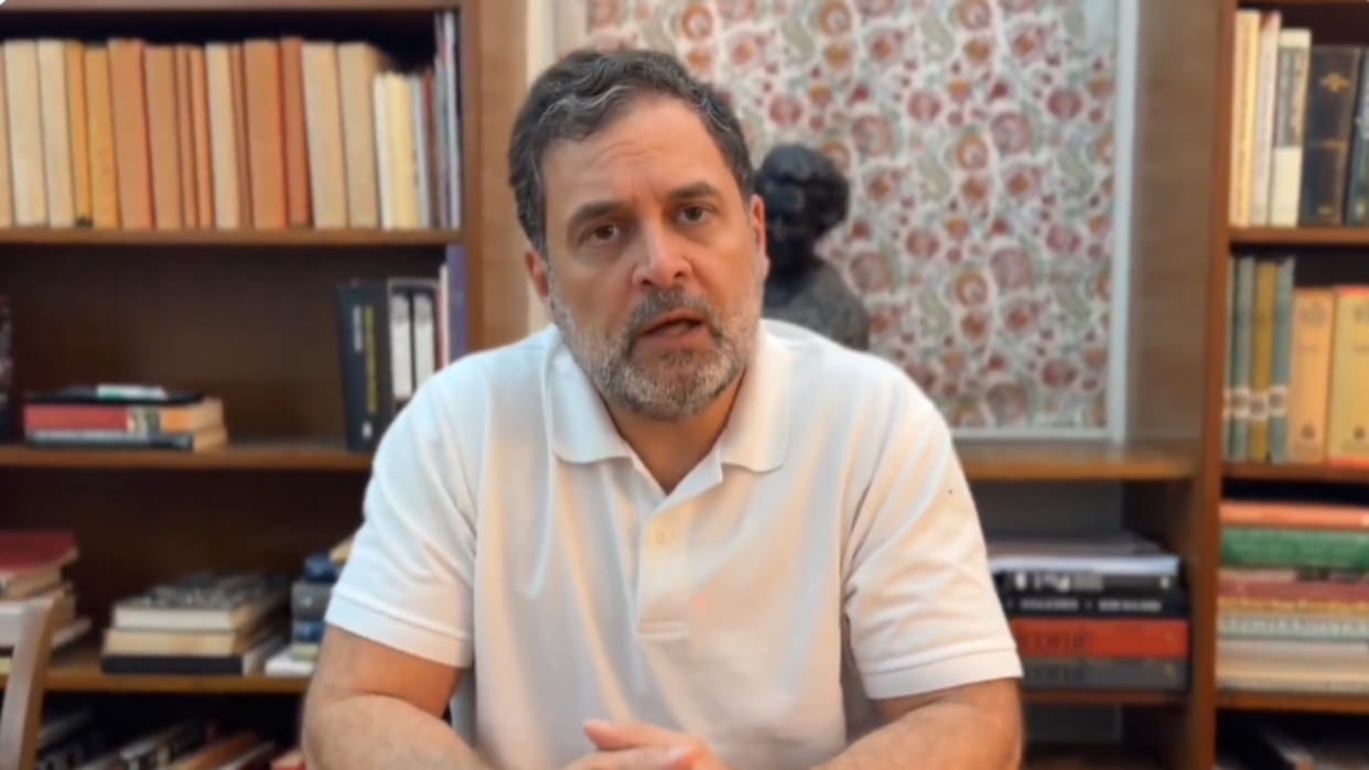 AI Impact Summit Rahul Gandhi called the summit a PR stunt CM Fadnavis said its important for rahul