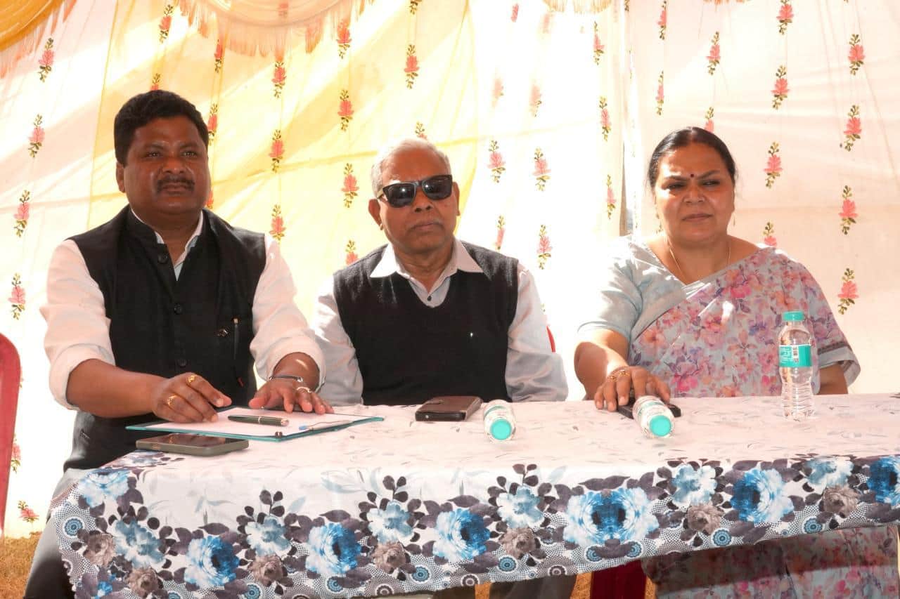 युवाओं से सक्रिय भूमिका की अपील।