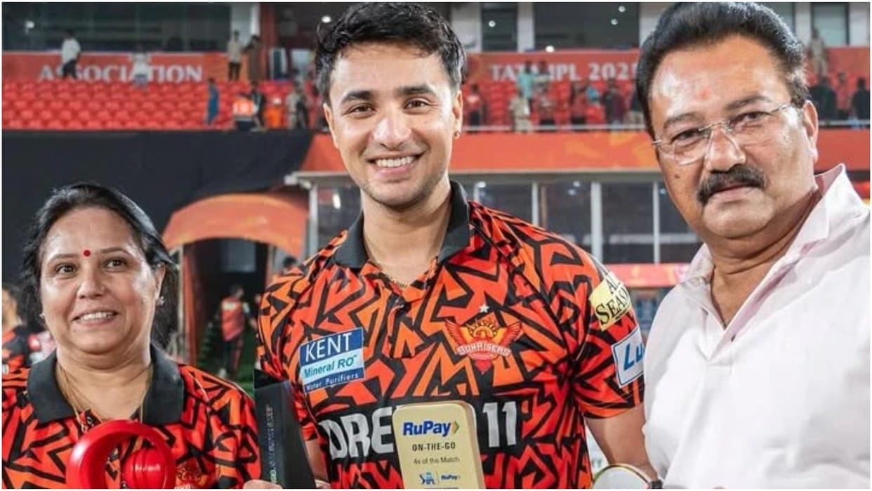 Abhishek Sharma: Will he play against Pakistan today? Father Rajkumar says this IND Vs PAK T20 World Cup