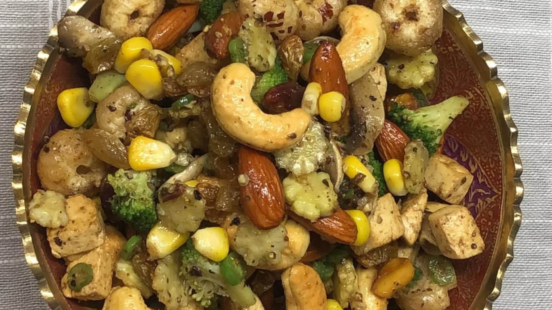 mahashivratri special falahari recipe in hindi falahari fruit and dry fruits chat