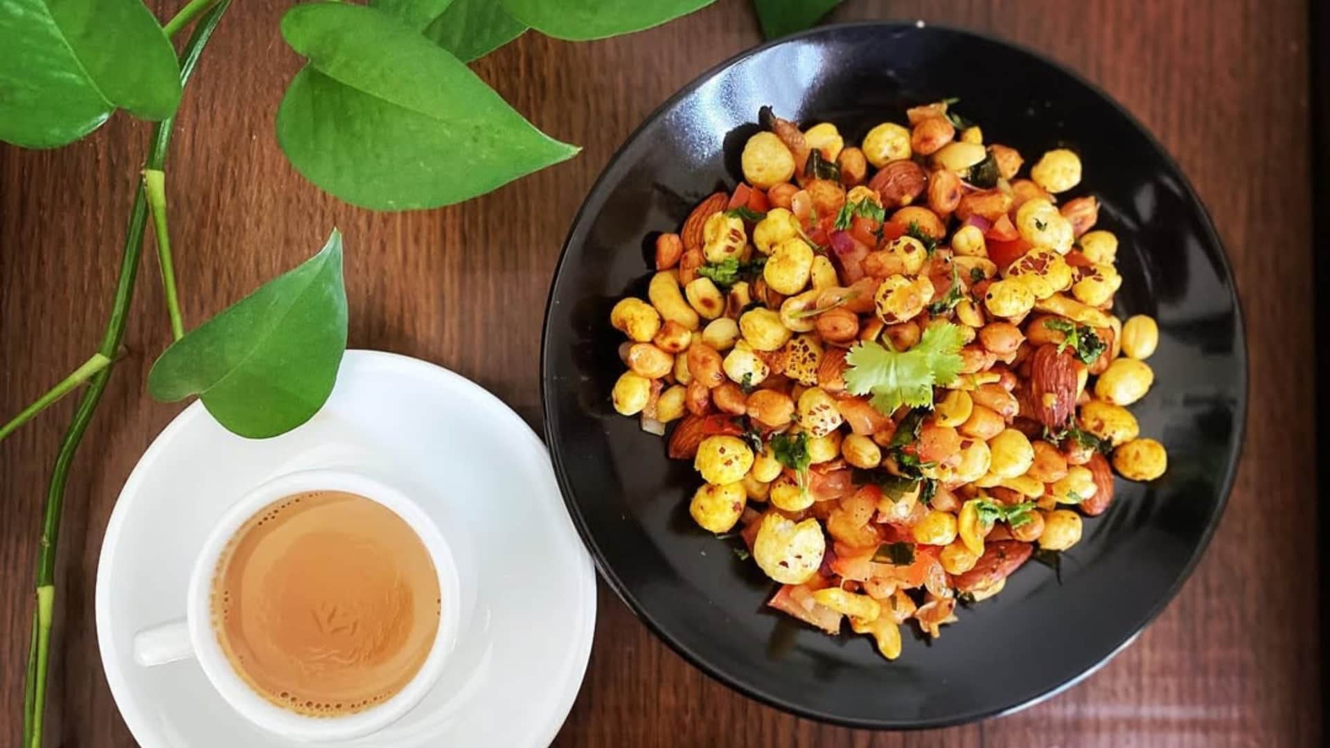 mahashivratri special falahari recipe in hindi falahari fruit and dry fruits chat