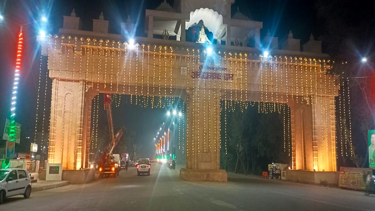Bareilly is glowing with the aura of Lord Shiva Nandi and Nataraja will be seated in Nath Nagari today