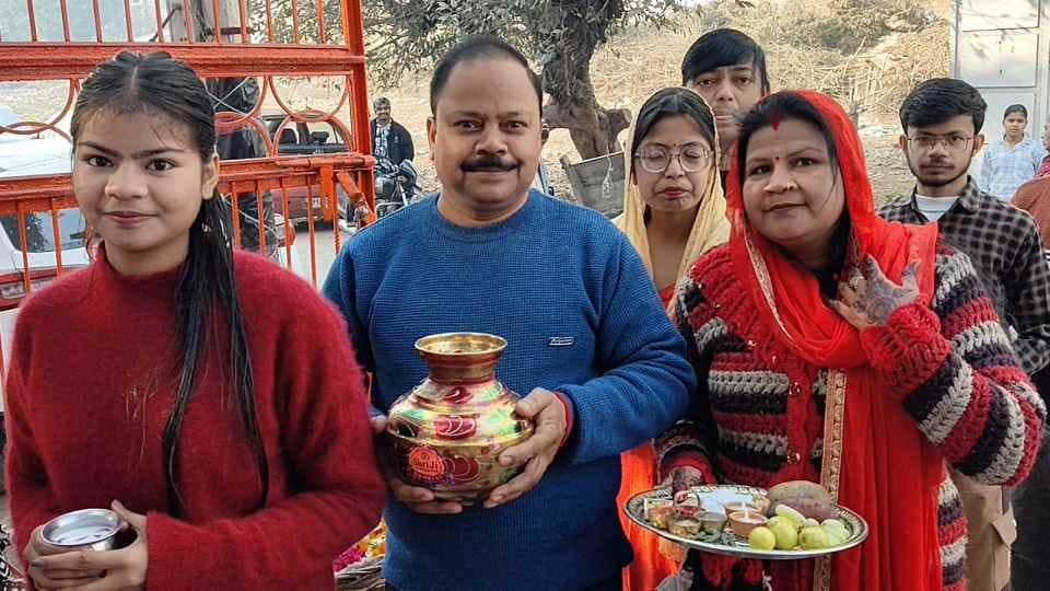 Mahashivratri 2026: Echoes of Har Har Mahadev, queues at temples for Jalabhishek, colours of faith pictures