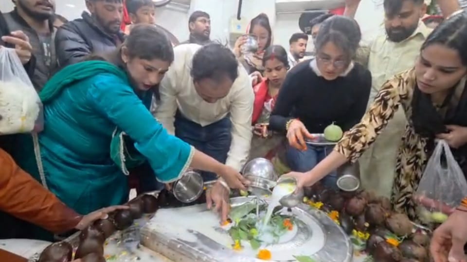 Mahashivratri worship India-Pakistan match screen in Chandigarh hotel