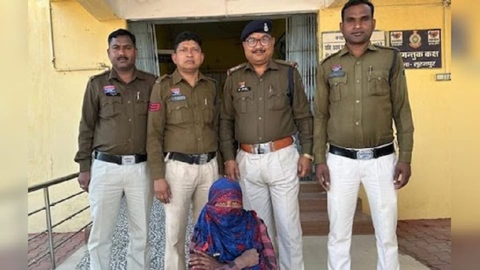 cousin strangled a 14 year old boy to death over a land dispute in Surajpur