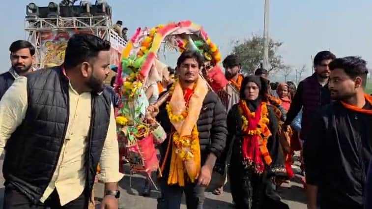 After wish of love marriage fulfilled Muslim woman brought Kanwar from Haridwar and Jalabhishek to shiva