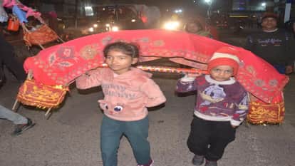 children prayed to Bholenath