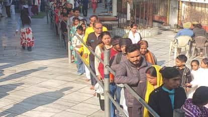 Maha Shivratri 2026 Meerut Augharnath Temple and Baghpat Pura Mahadev Crowd Devotees Photos