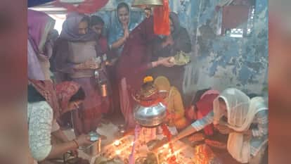 Maha Shivratri 2026 Meerut Augharnath Temple and Baghpat Pura Mahadev Crowd Devotees Photos