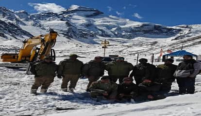 BRO made the route smooth in adverse conditions in pithoragarh