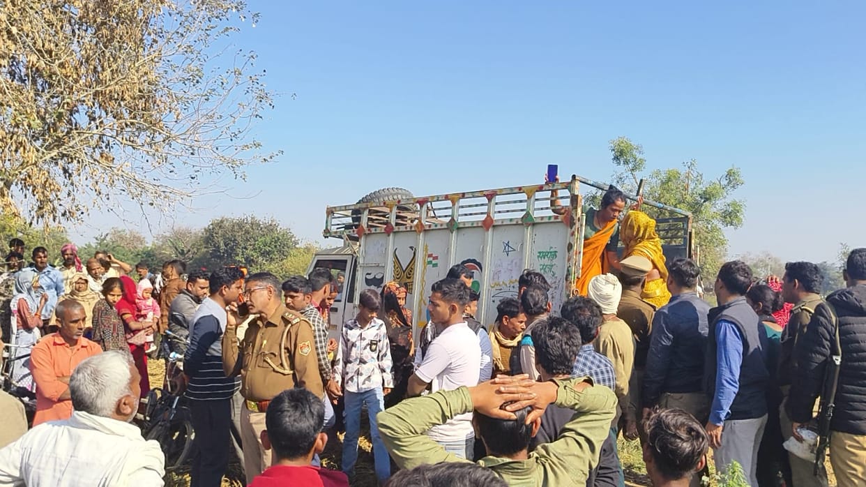 Kannauj  body of farmer who had gone to irrigate his field was found family alleges murder one in custody