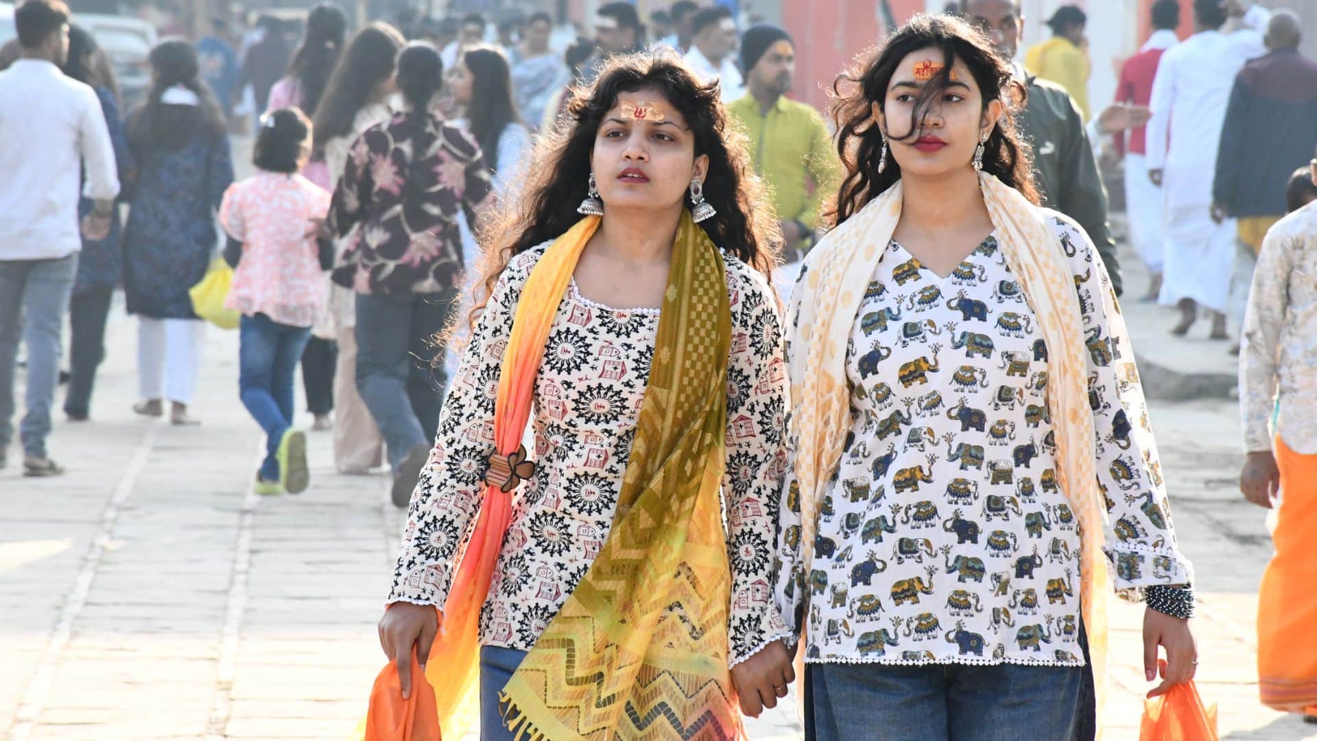 Kashi Vishwanath Temple viral reel of police officer making announcement in Varanasi