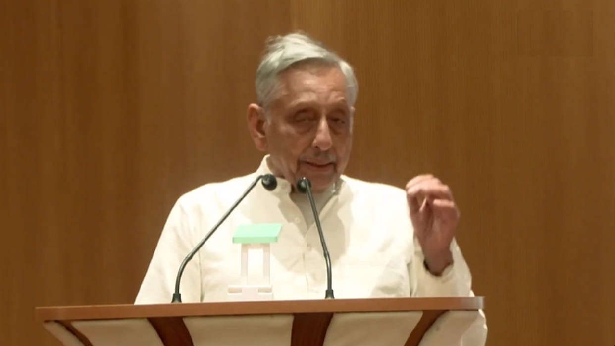 Congress Leader Mani Shankar Aiyar Calls for Dialogue with Pakistan, Warns Against Hindu Nation Narrative