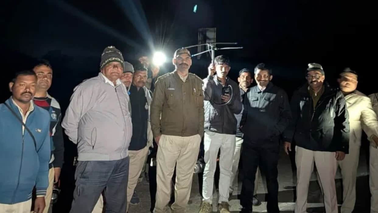 Maihar News: Wild Elephants Trigger Panic in Villages, Forest Department on Alert with GPS Tracking