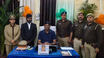 Fake TTE caught from Netaji Express