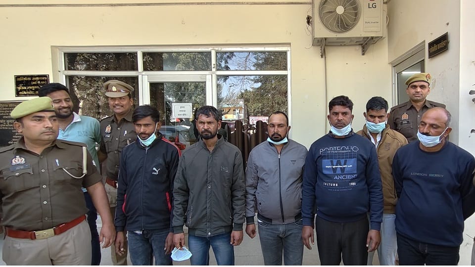 Six Robbers Who Looted 50 Lakh Silver in Delhi Arrested in Agra While Planning More Thefts