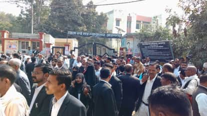 Threat to bomb civil court premises in Azamgarh