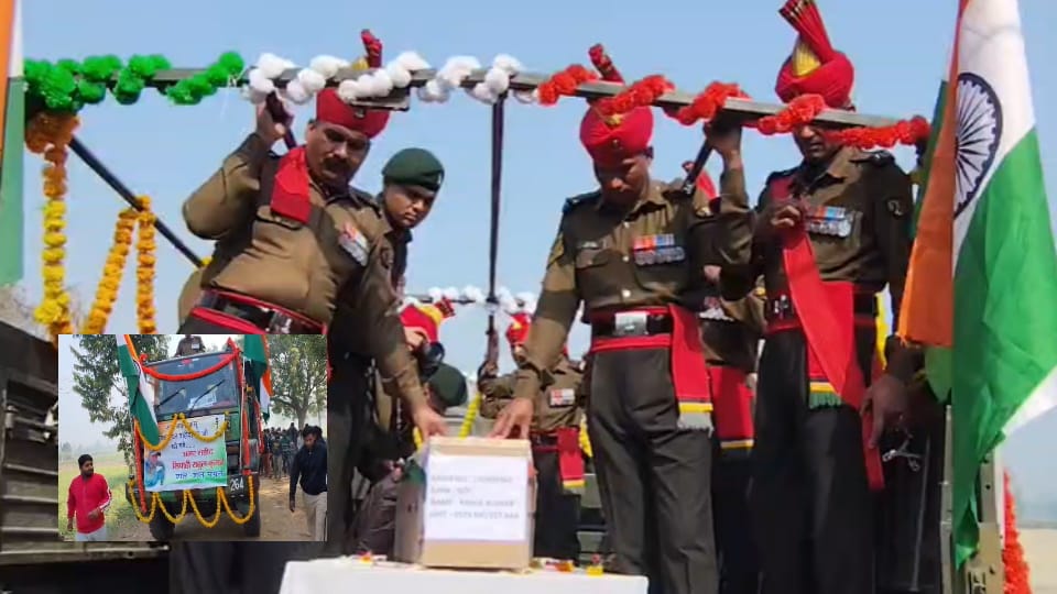 Meerut: Bhadauli Soldier Rahul Martyred in Army Vehicle Accident, Five-Year-Old Son Performs Last Rites