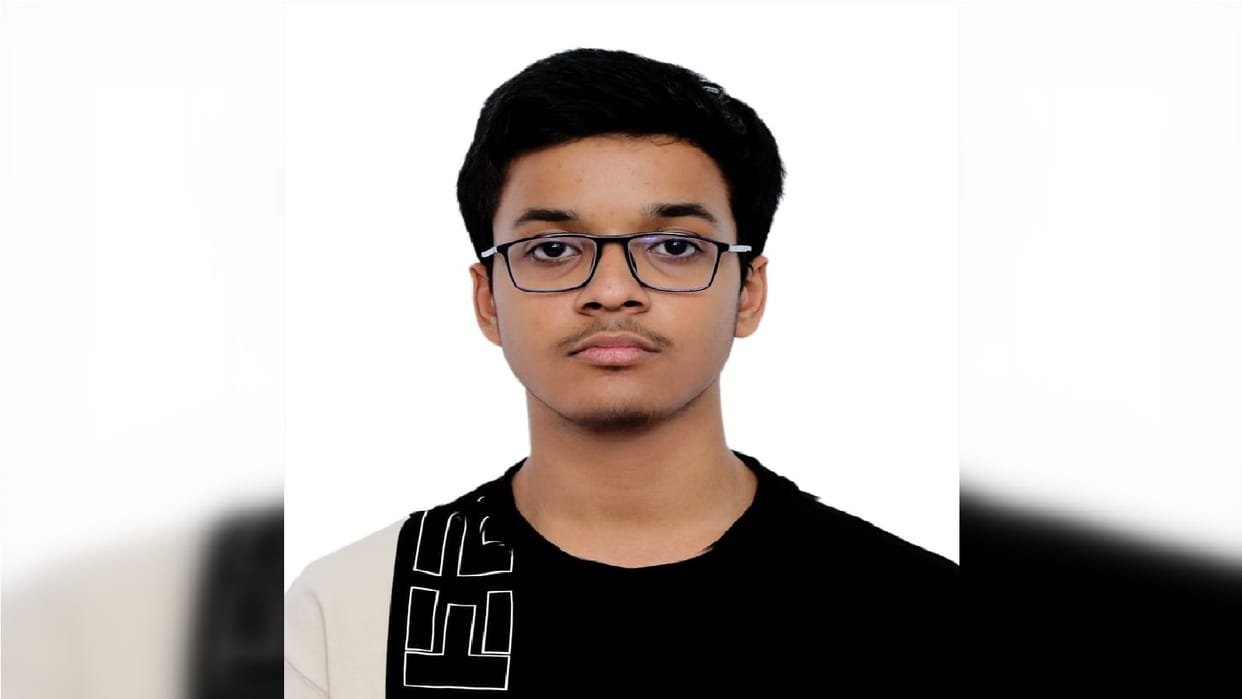 JEE Main Result Shreyas Mishra of Greater Noida became state topper of Delhi by scoring 100 percentile