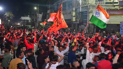 India Pakistan Match: Arch-rival Pakistan suffers crushing defeat, Sangam city buzzes with excitement