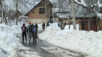 Weather Updates india western disturbance rain snowfall doda avalanche IMD forecast Alert