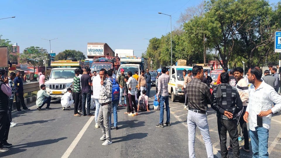 Students create ruckus in Tundla after not being allowed entry into examination centre