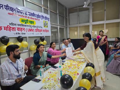 indore news 40 Women Trained in Free Driving Program Total Beneficiaries Cross 500