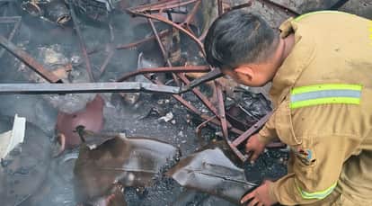 Kanpur massive fire broke out at sweet shop near a cold storage facility cylinder explosion shook area