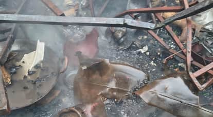Kanpur massive fire broke out at sweet shop near a cold storage facility cylinder explosion shook area