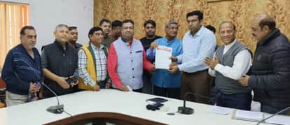 Chaos Over Labhchand Market: Traders Split Into Two Factions Amid Demolition Row Petitioner Seeks Security