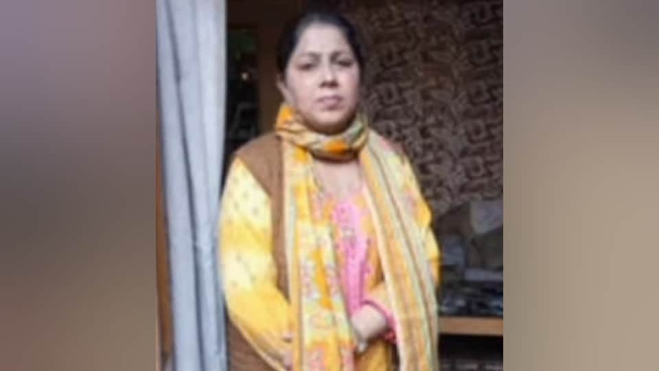 Pakistani woman obtained two voter cards in two different names Arrested in Meerut after 23 years