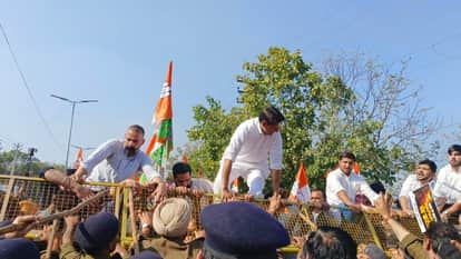 Youth Congress protests against HPSC recruitment scam