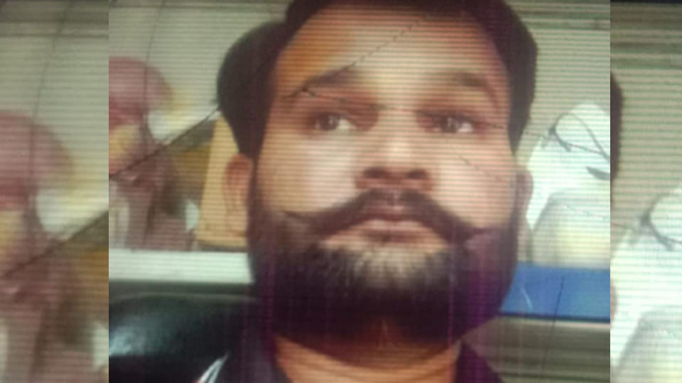 Hardoi: young man returning from his sister's funeral died in an accident, two were injured.