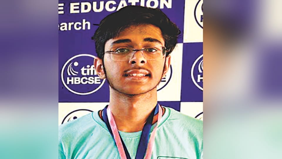 Utkarsh Khokhar from Meerut Tops UP in JEE Main, Secures 13th Rank in India