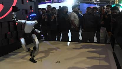 AI Impact Summit: AI shows miracles... Bharatamandapam is packed with spectators