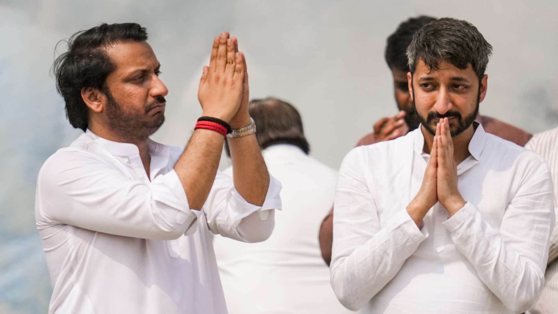 अजित पवार के बेटे पार्थ पवार और जय पवार