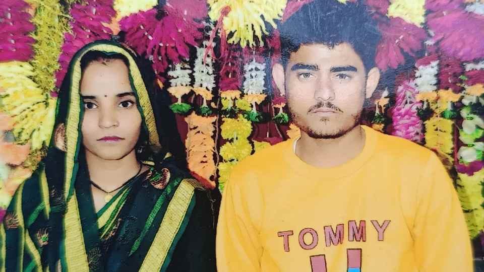Couple commits suicide in Sambhal Financial hardship and alcohol addiction became the cause of three deaths