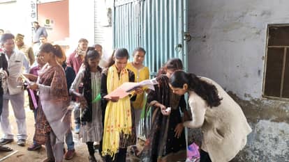 Farrukhabad UP Board exams begin at 79 centers students stopped at the gate for lacking Aadhaar cards