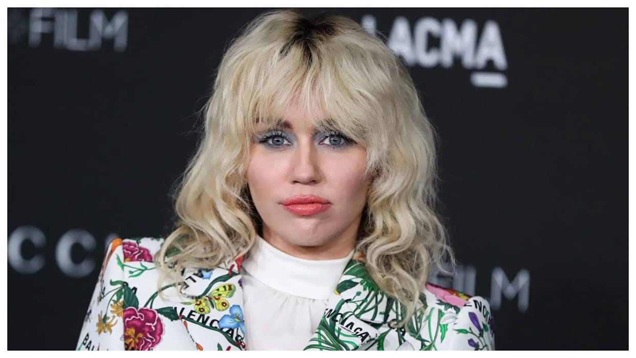 Hanna montana completed 20 years celebrating miley cyrus announced show premiere on disney plus
