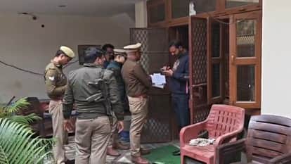 Servant s body found inside mining baron s office in Ghaziabad