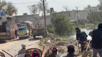 Bathinda Farmers protest DC office police at checkpoints