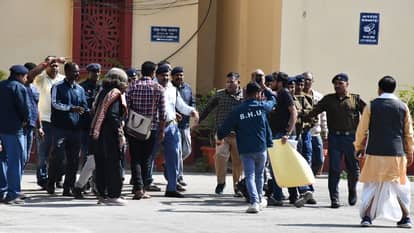 CHS new admission bulletin shows 25% fewer seats 60 fewer seat in 11th grade new student seat zero in varanasi