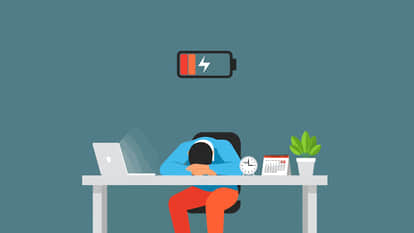 Mid-Career Crisis: How to Overcome Career Stagnation, Burnout and Skill Challenges Effectively