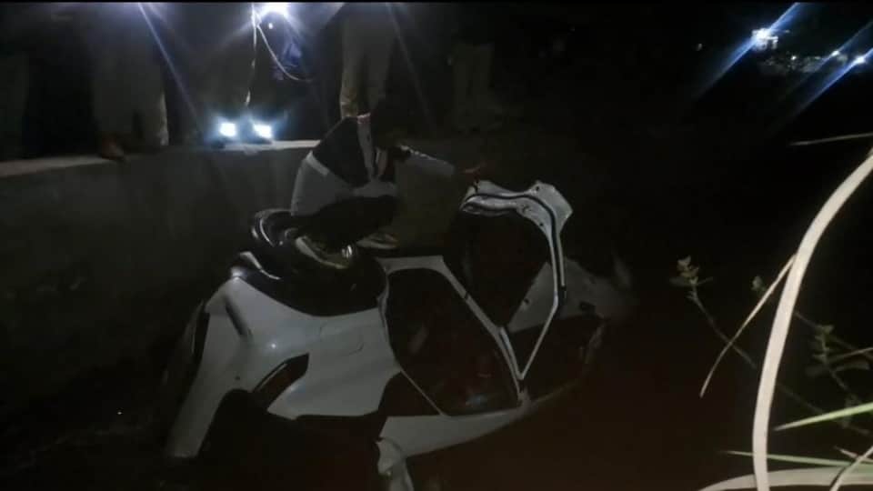 Four youths killed as speeding car falls into drain in Mathura